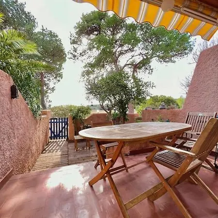 3 Pers - Piscine - Clim - Parking Appartamento *