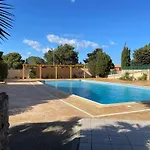 3 Pers - Piscine - Clim - Parking