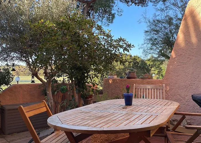 3 Pers - Piscine - Clim - Parking Appartement